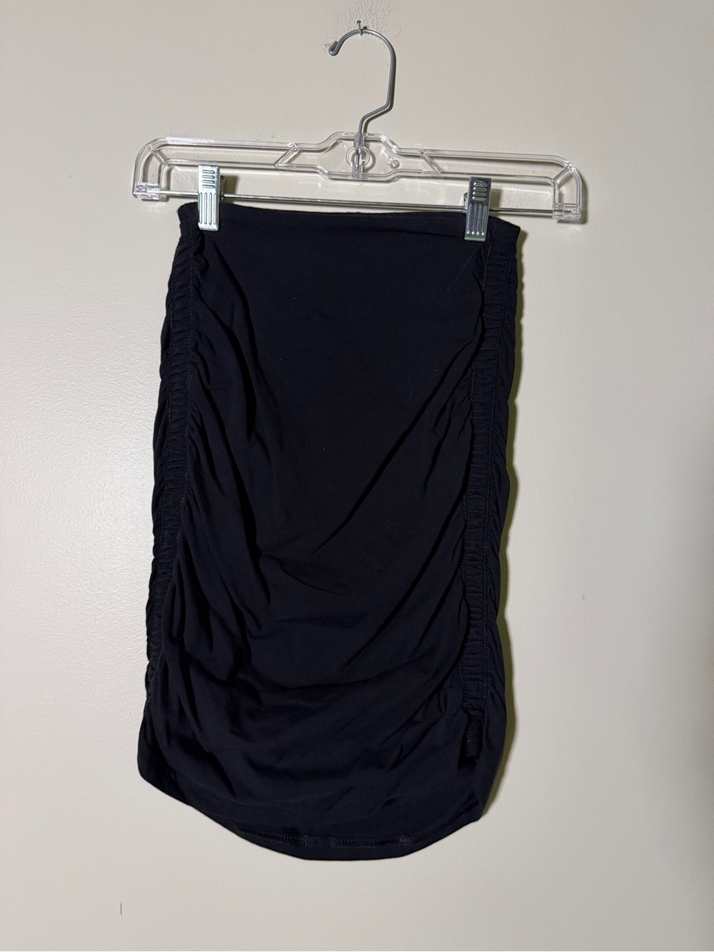 Aritzia TNA Black Ruched Mini Skirt